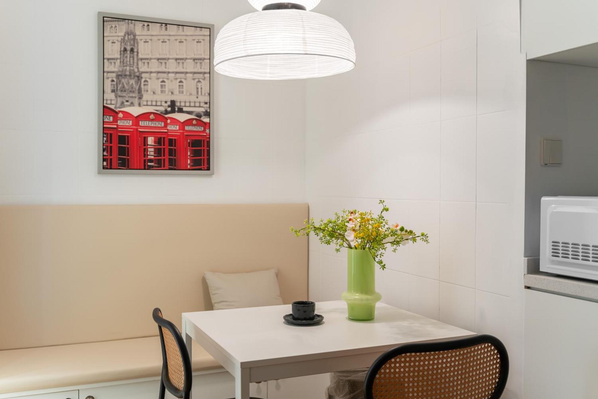 Shanghai Yi Du B&B - 150M Walk From Exit 5 Of Jiashan Road Metro Station Extérieur photo