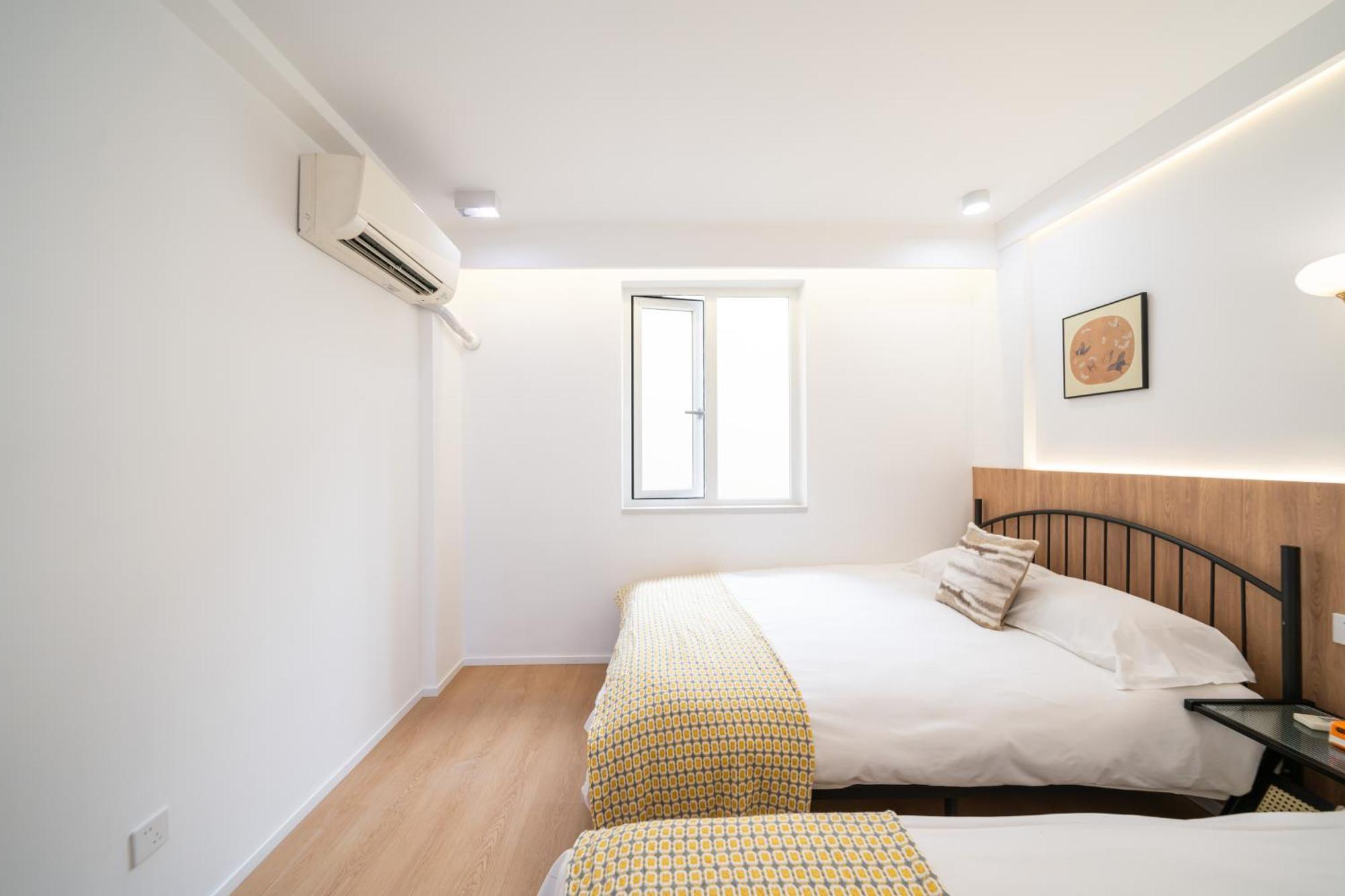 Shanghai Yi Du B&B - 150M Walk From Exit 5 Of Jiashan Road Metro Station Extérieur photo